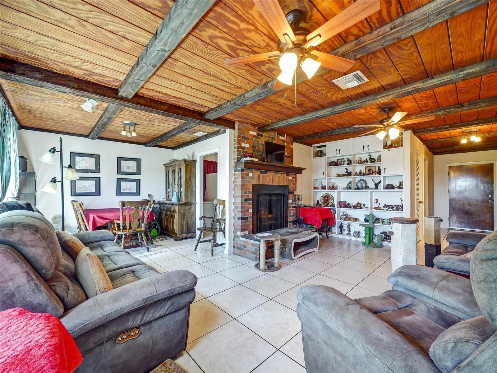 Image 18 of 47 For 9714 110th St Rd