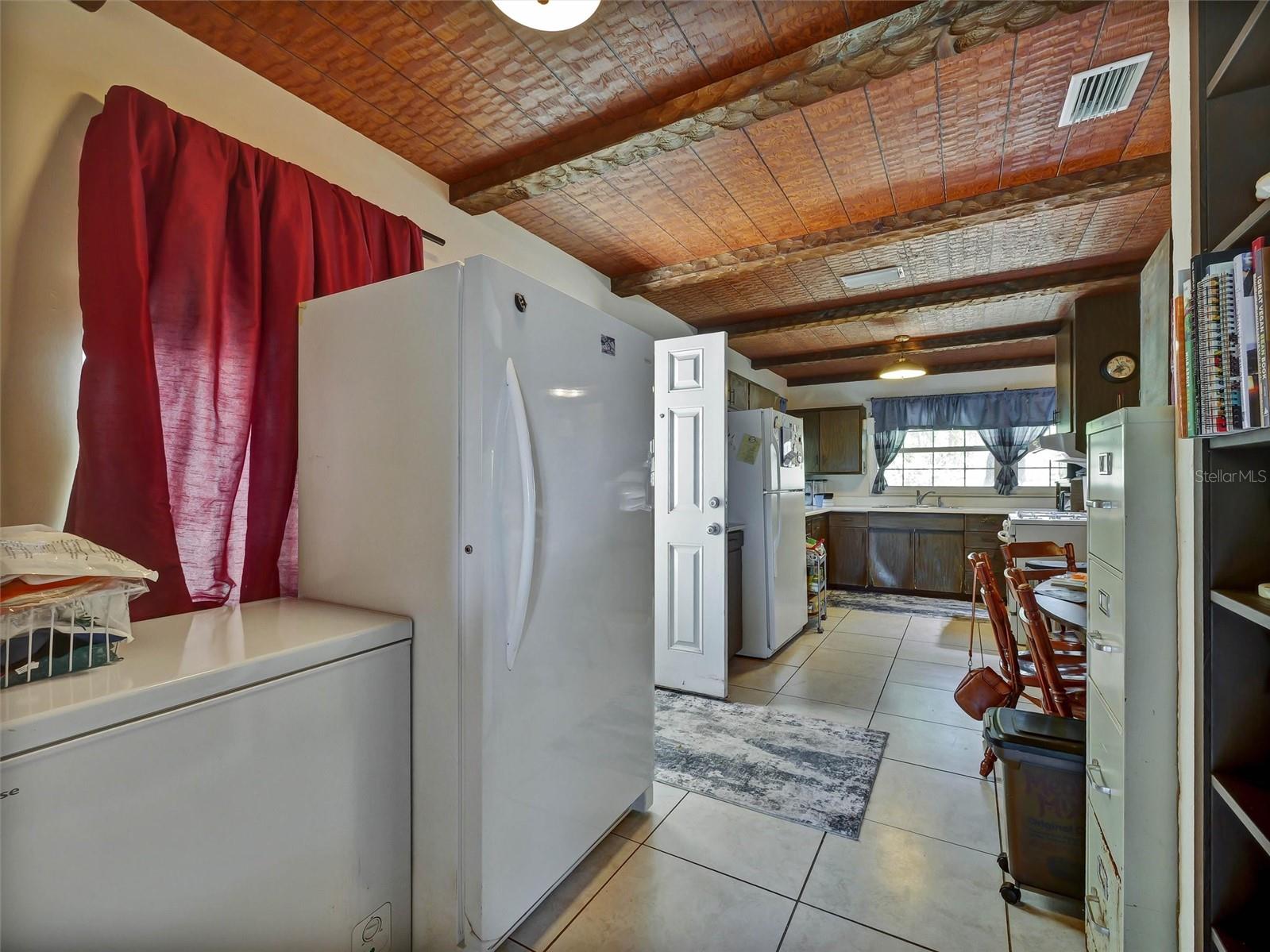 Image 4 of 47 For 9714 110th St Rd