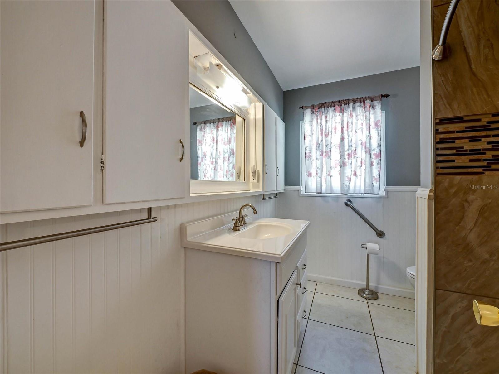 Image 9 of 47 For 9714 110th St Rd