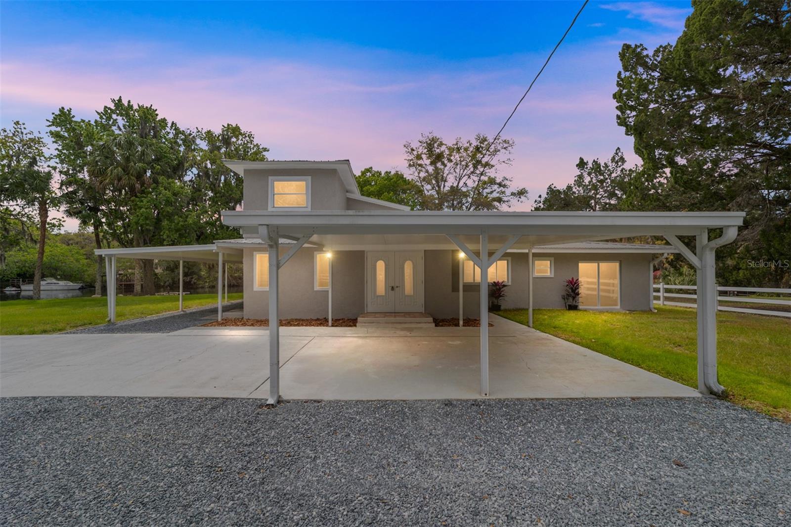 Image 2 of 87 For 34 Garden Mall Court