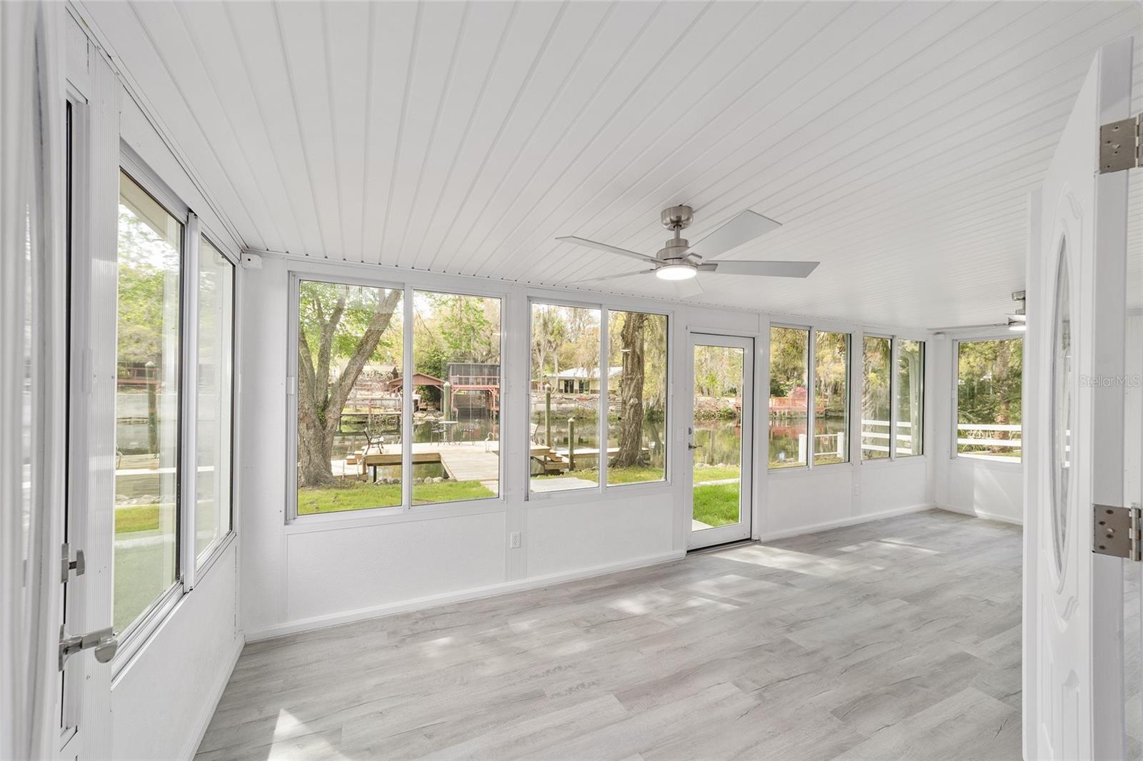 Image 47 of 87 For 34 Garden Mall Court