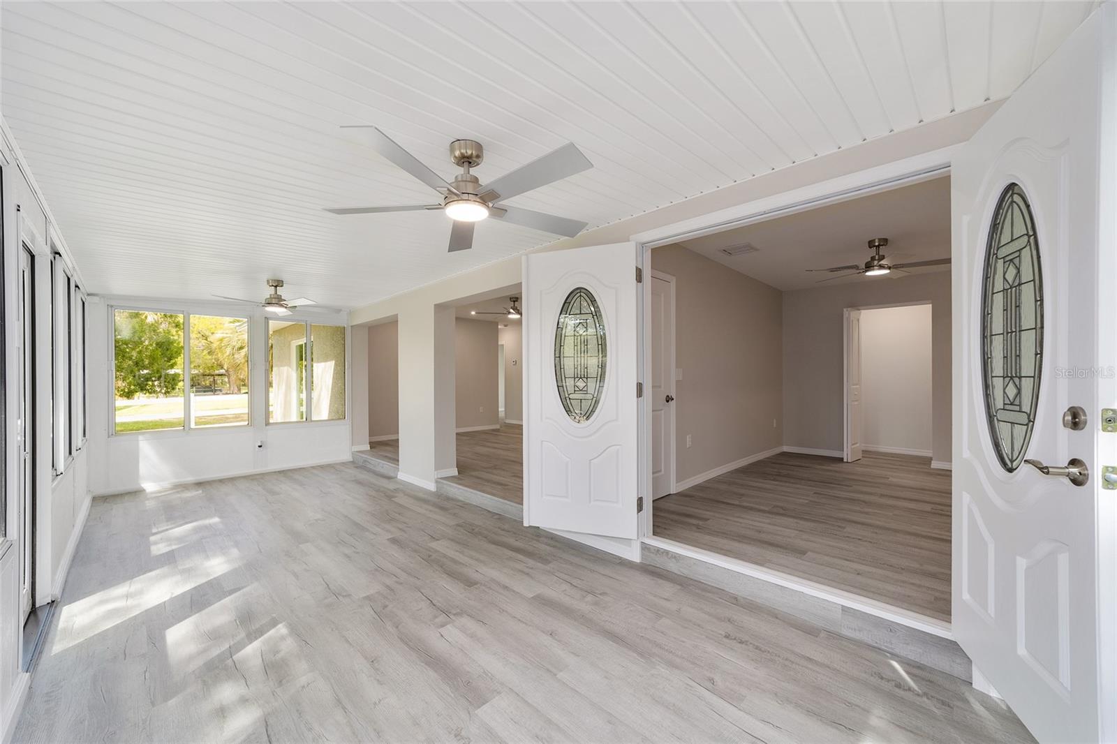 Image 48 of 87 For 34 Garden Mall Court