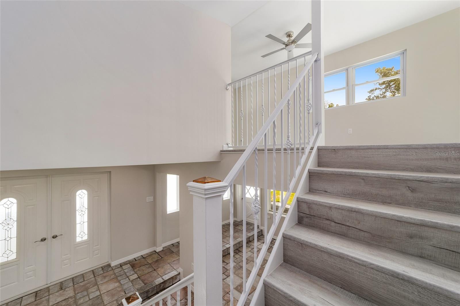 Image 52 of 87 For 34 Garden Mall Court