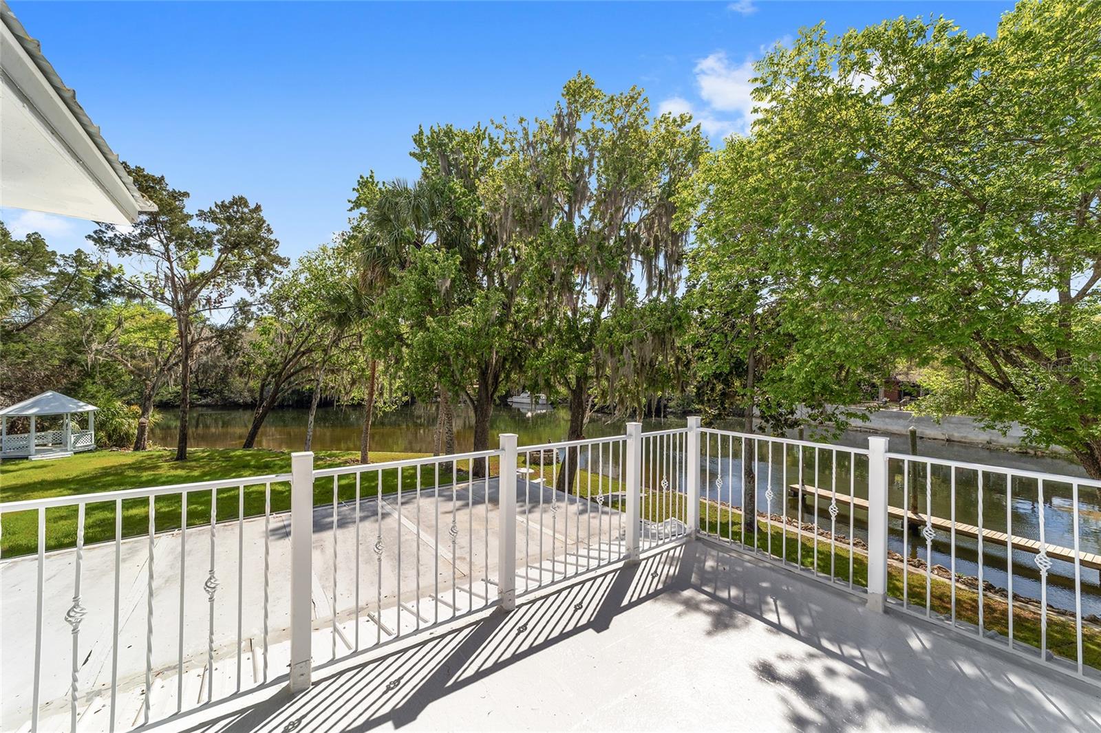 Image 59 of 87 For 34 Garden Mall Court