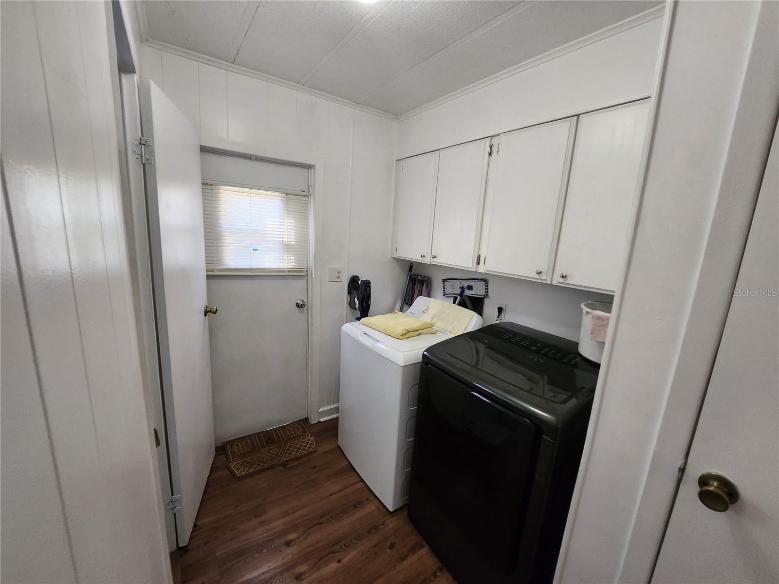 Image 28 of 48 For 6091 114th Street Road