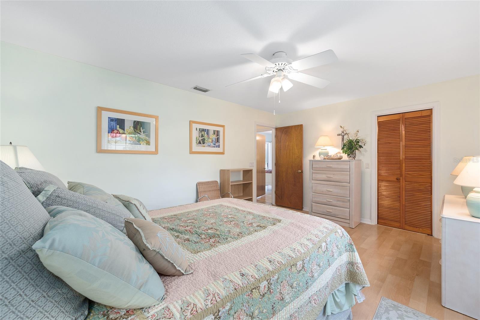 Image 21 of 53 For 9620 194th Circle