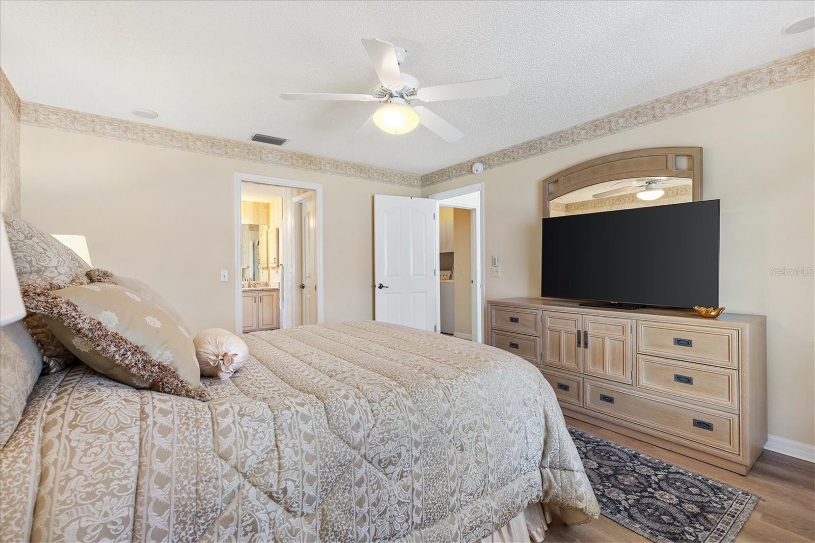 Image 13 of 31 For 3067 Melville Loop