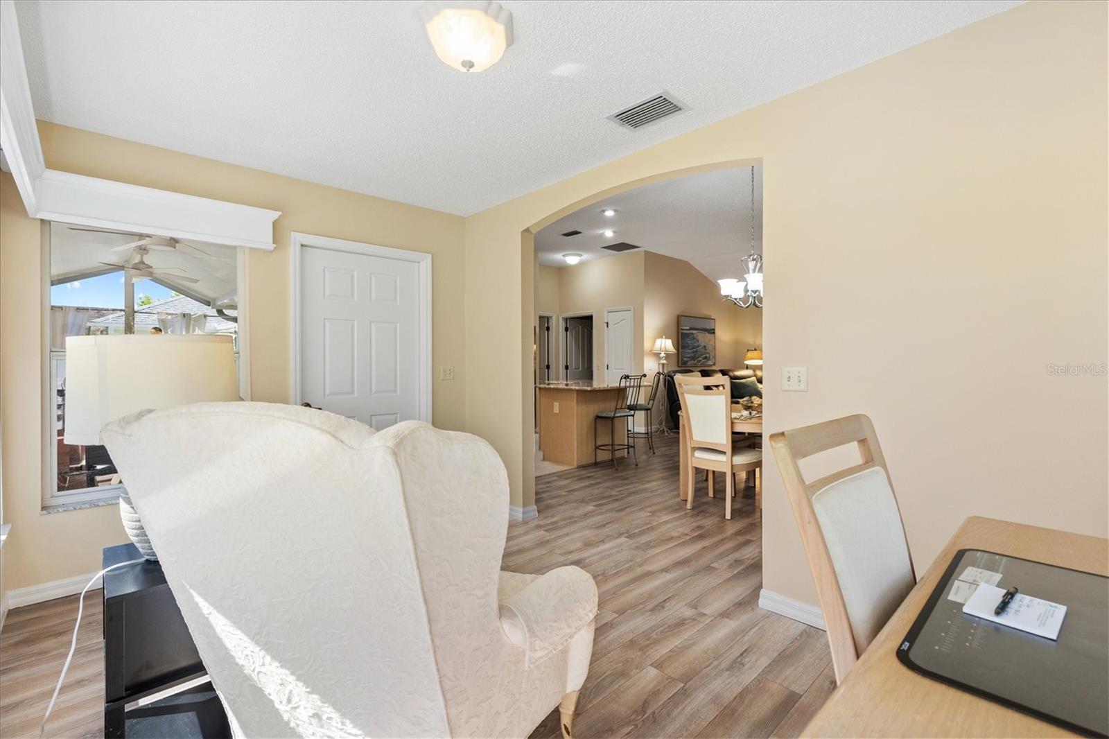 Image 21 of 31 For 3067 Melville Loop