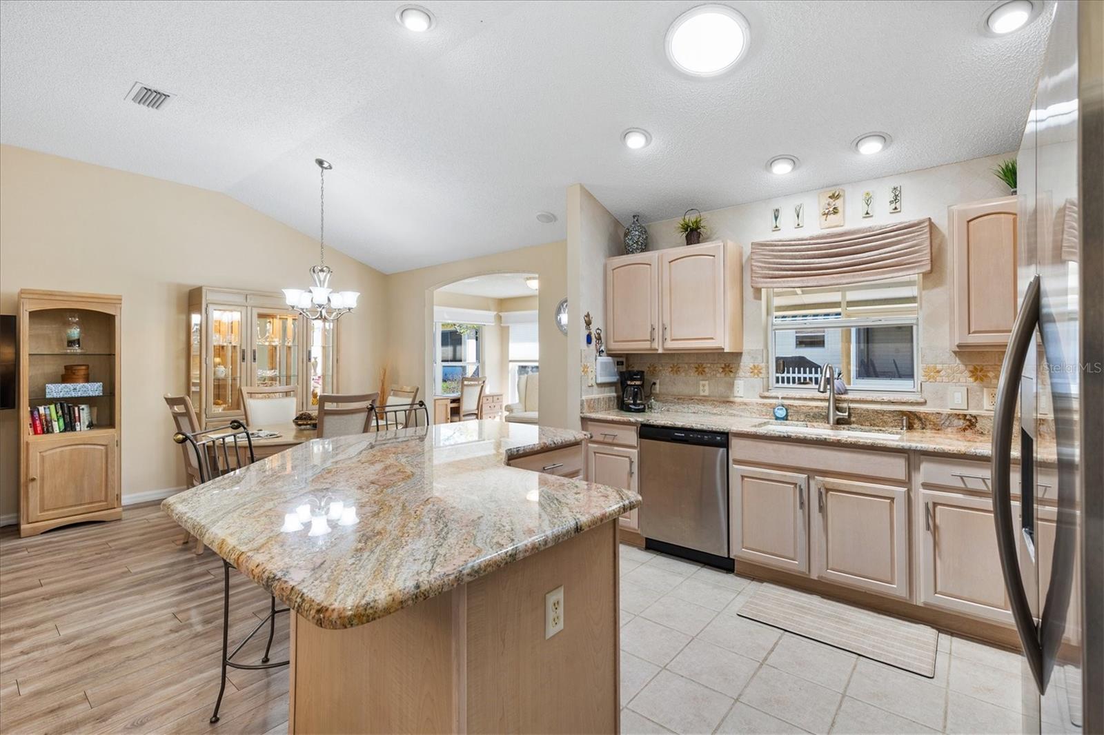 Image 7 of 31 For 3067 Melville Loop