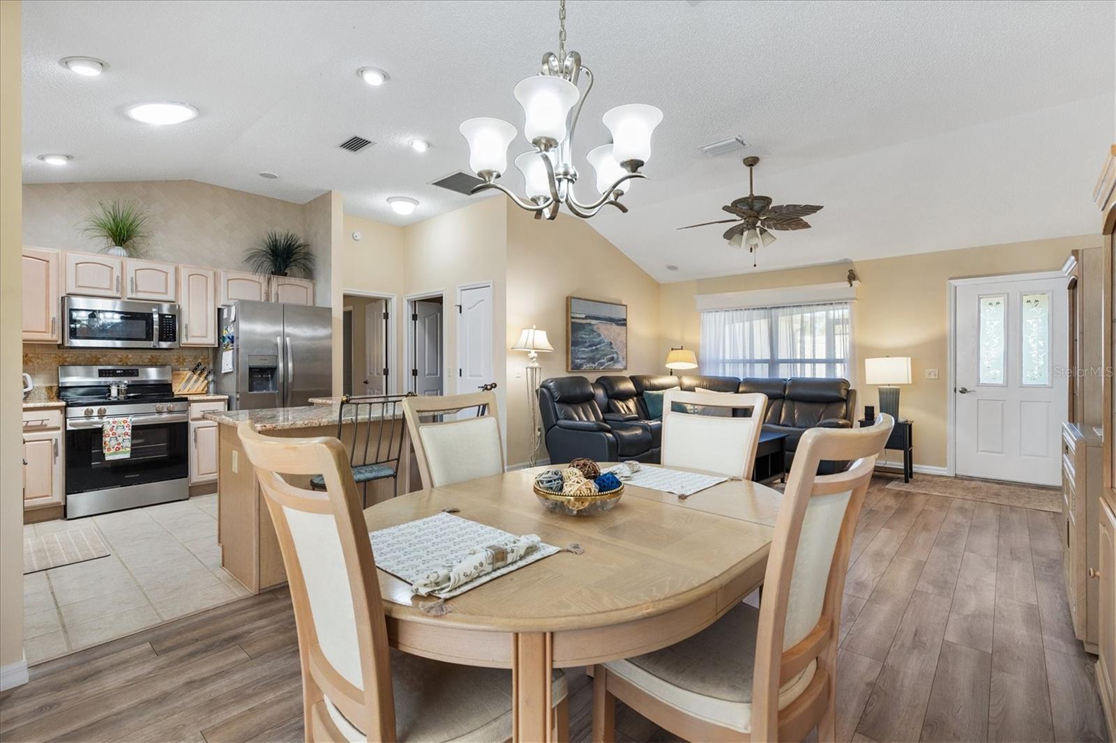 Image 9 of 31 For 3067 Melville Loop