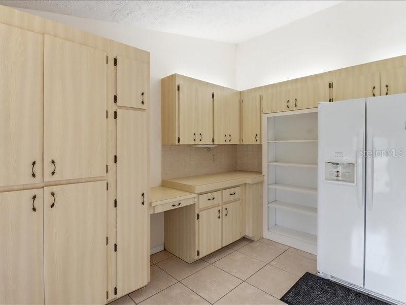 Image 10 of 69 For 240 Indianapolis Avenue