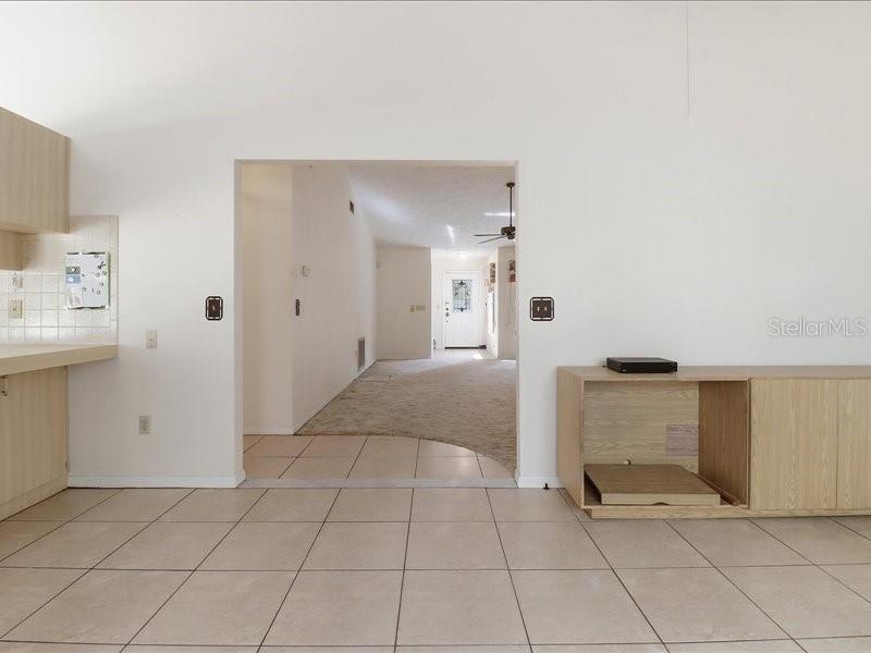 Image 6 of 69 For 240 Indianapolis Avenue