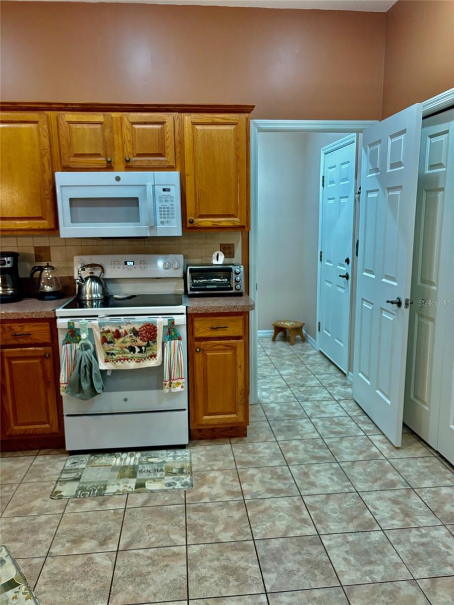 Image 23 of 44 For 18970 99th Street