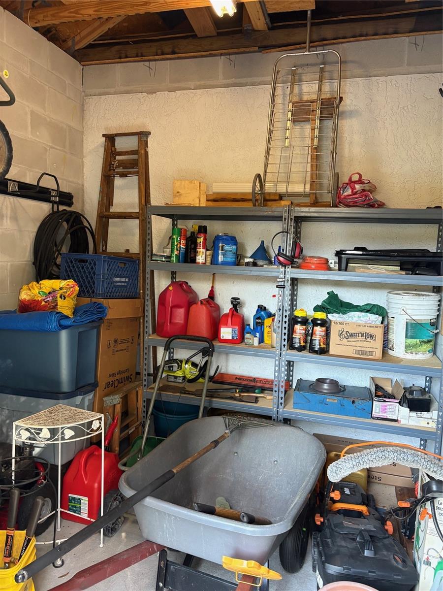 Image 30 of 44 For 18970 99th Street