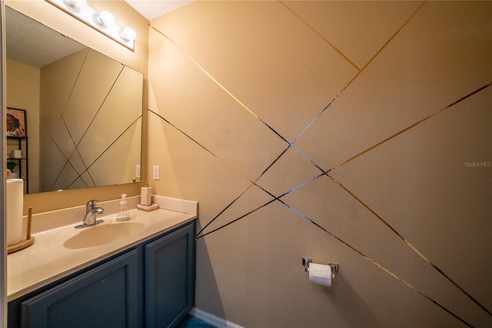 Image 23 of 56 For 5306 115th Street Road