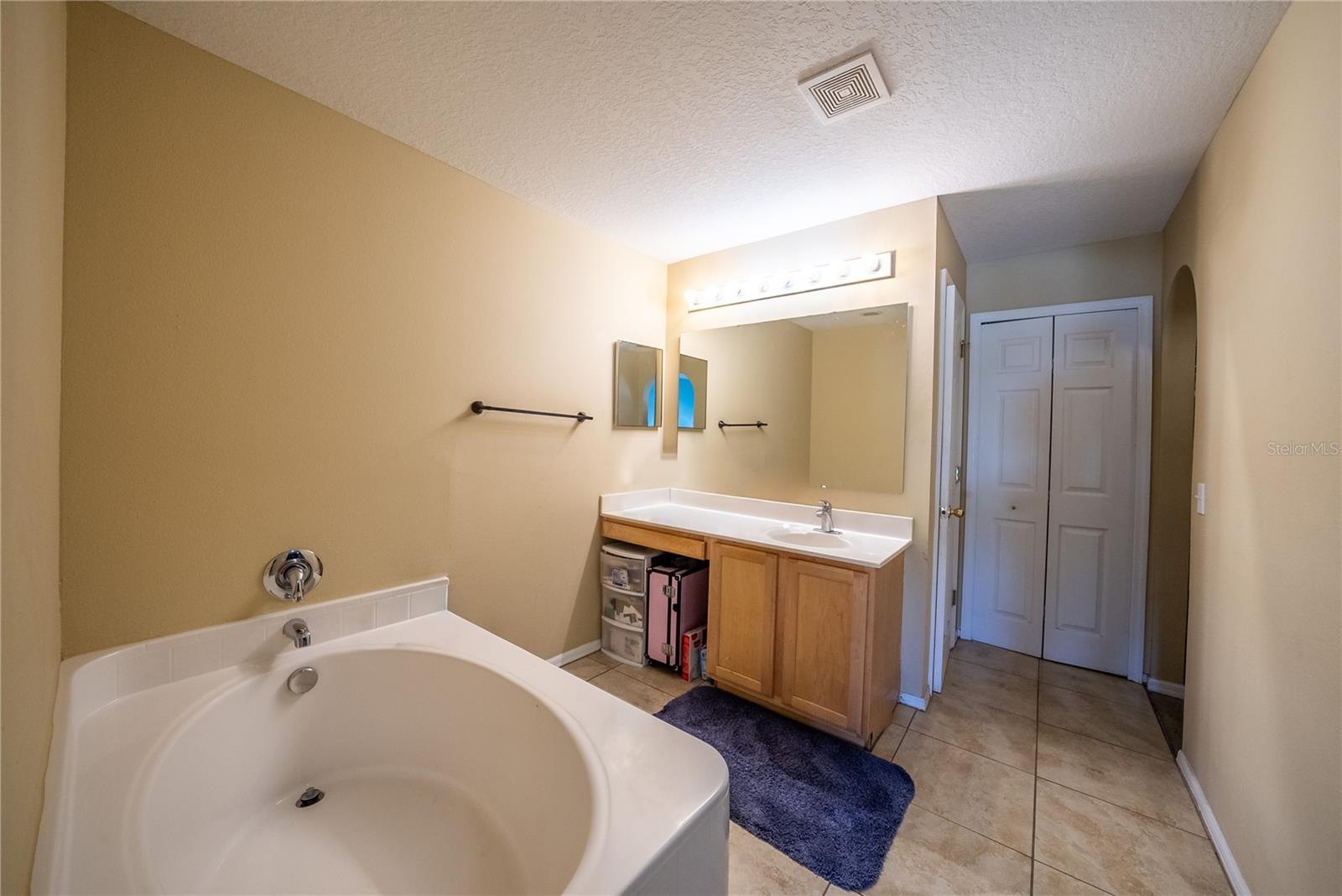 Image 38 of 56 For 5306 115th Street Road