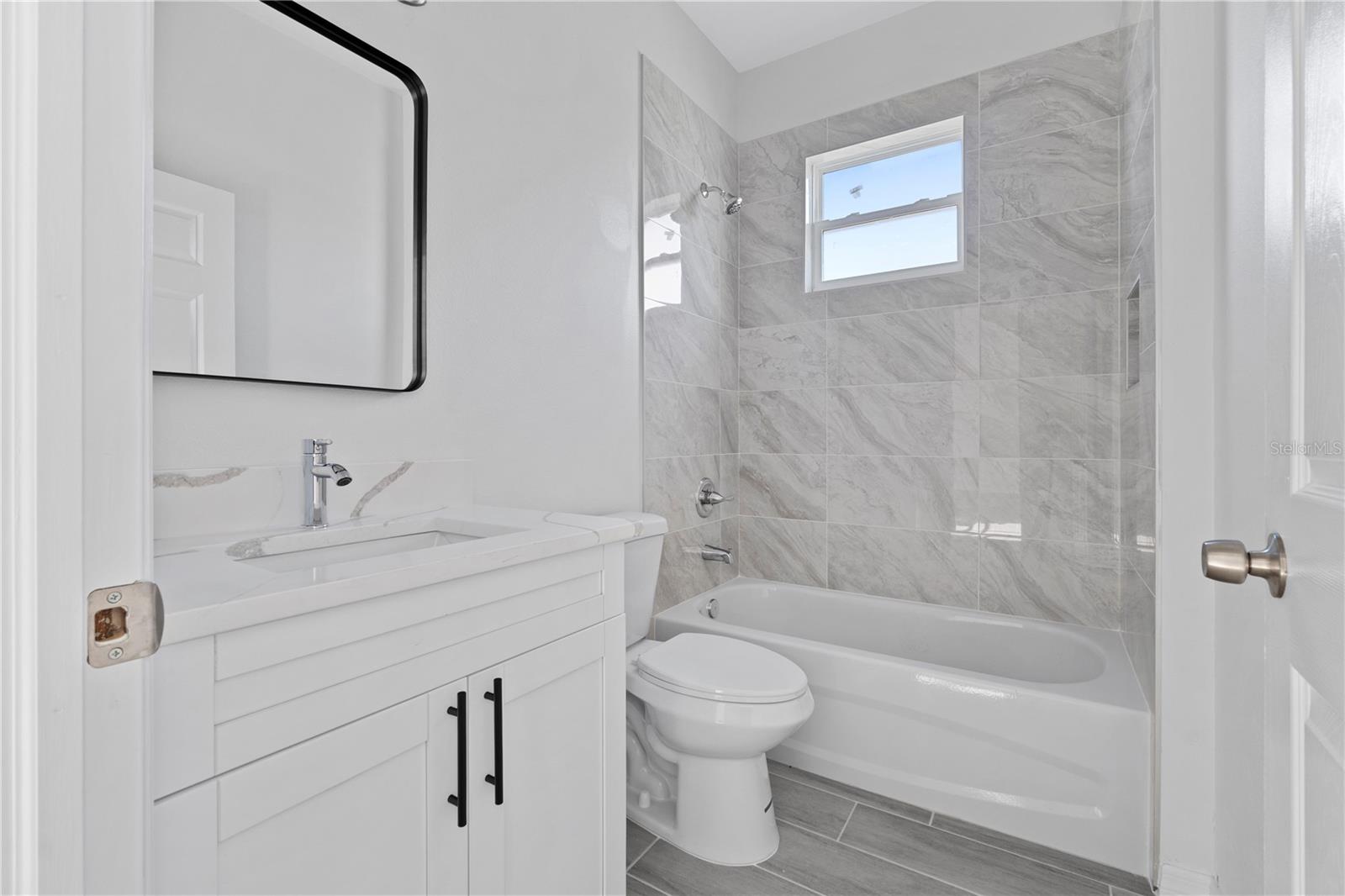 Image 23 of 27 For 43 Juniper Pass Trail