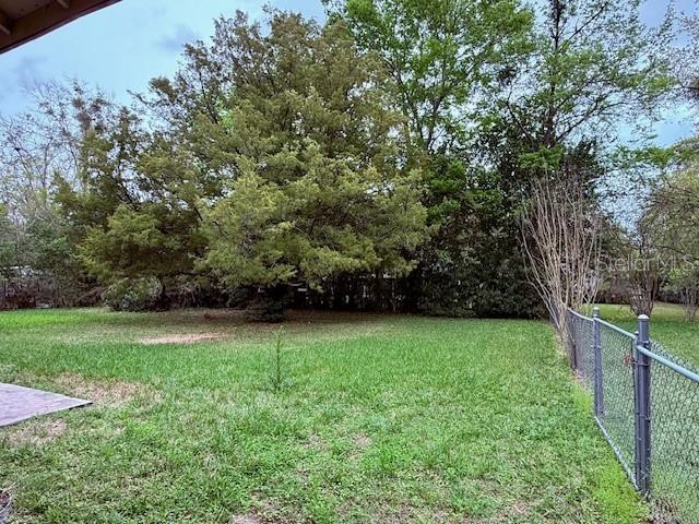 Image 10 of 54 For 215 8th Street