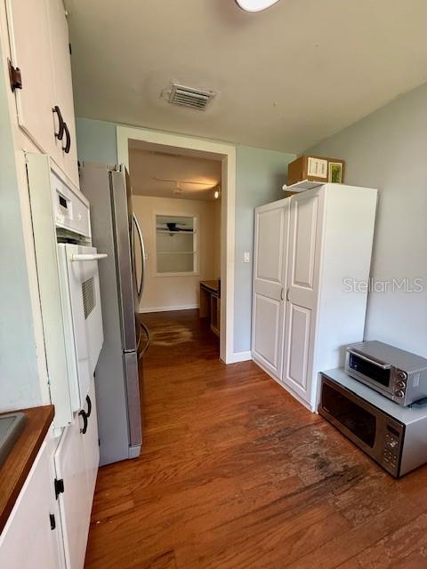 Image 25 of 54 For 215 8th Street