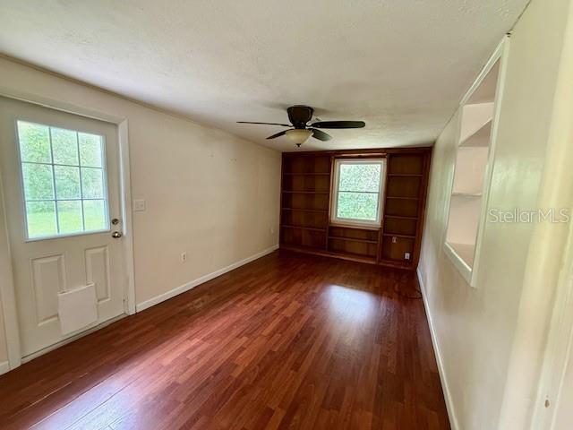 Image 27 of 54 For 215 8th Street