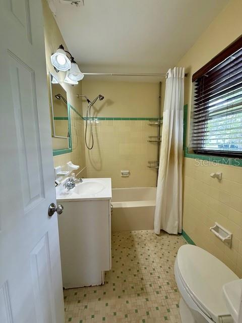 Image 30 of 54 For 215 8th Street