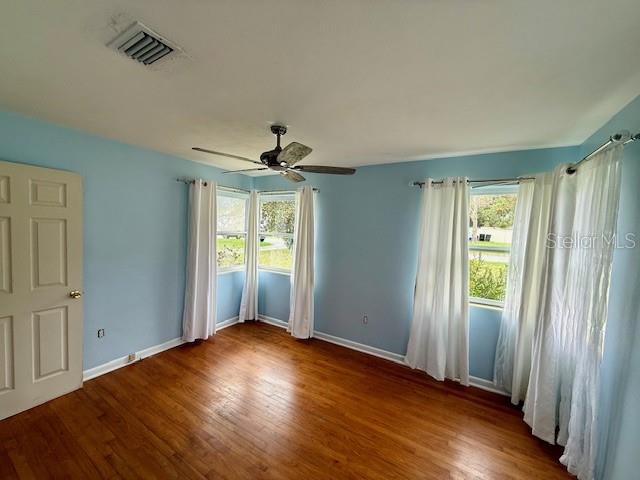 Image 33 of 54 For 215 8th Street