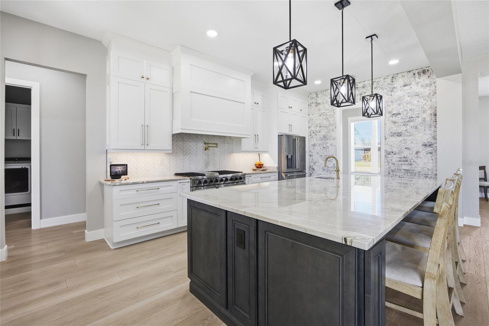 Image 18 of 54 For 9665 61st Terrace