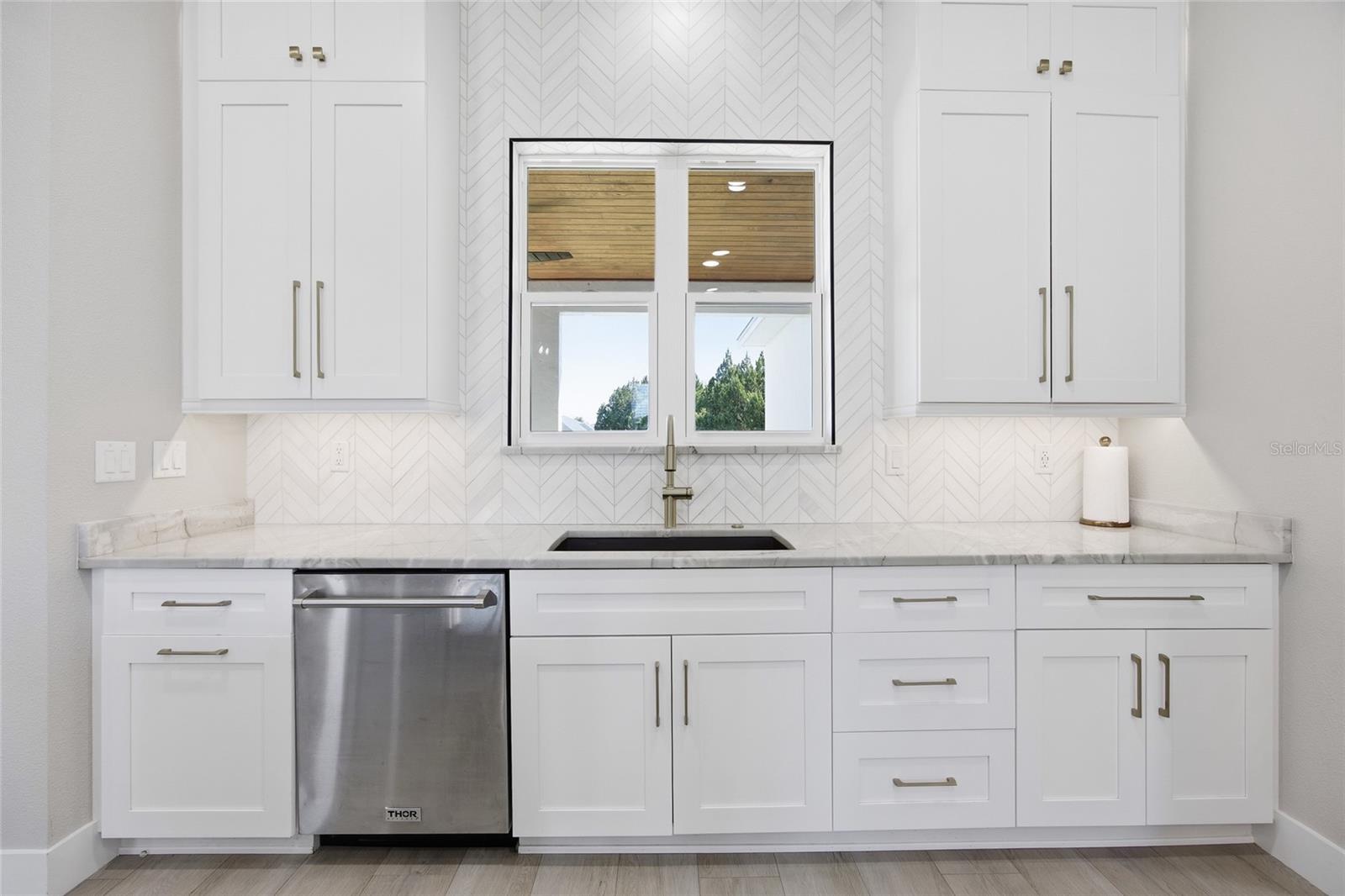 Image 21 of 54 For 9665 61st Terrace