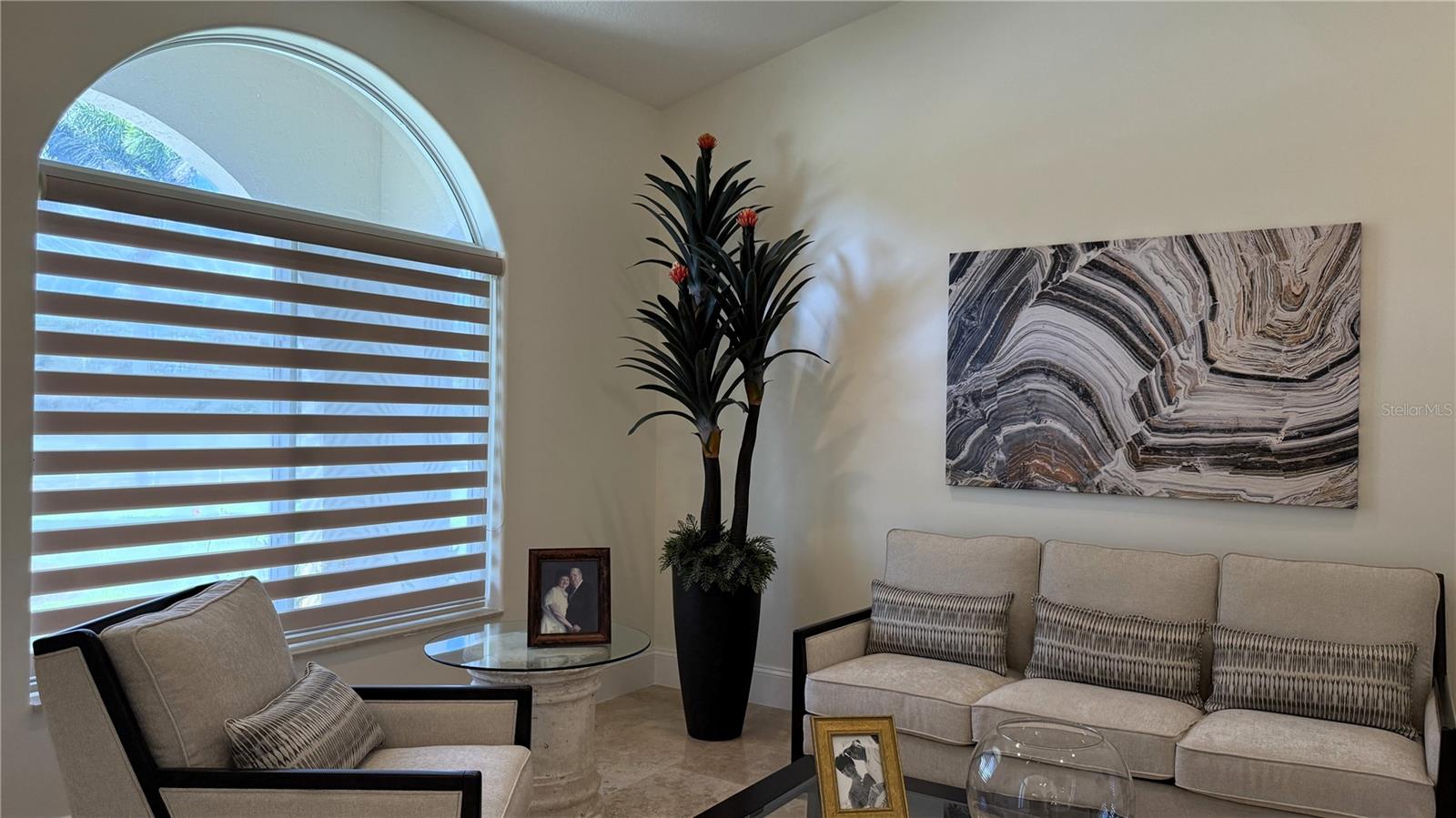 Image 8 of 26 For 4810 198 Terrace