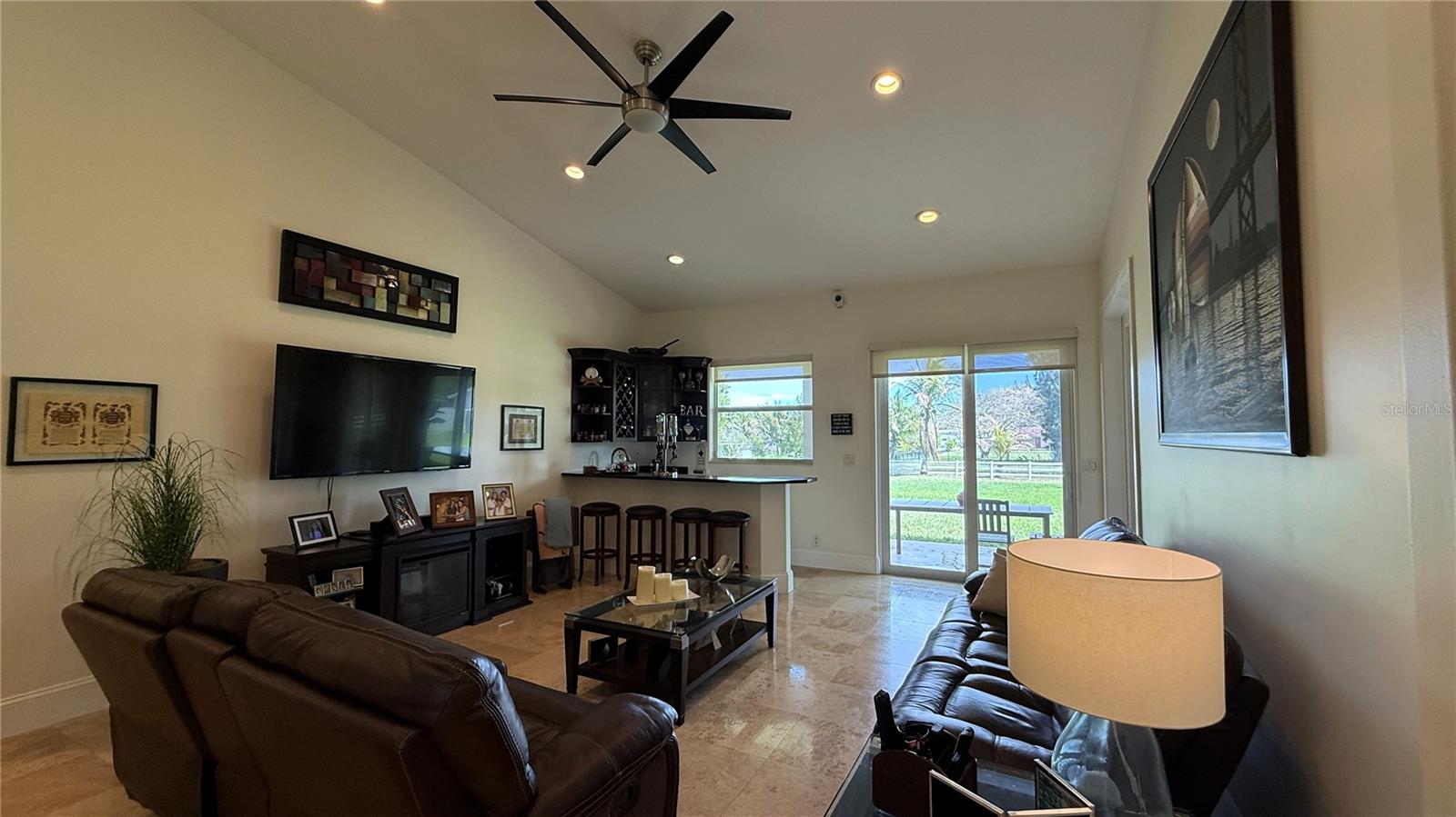 Image 9 of 26 For 4810 198 Terrace