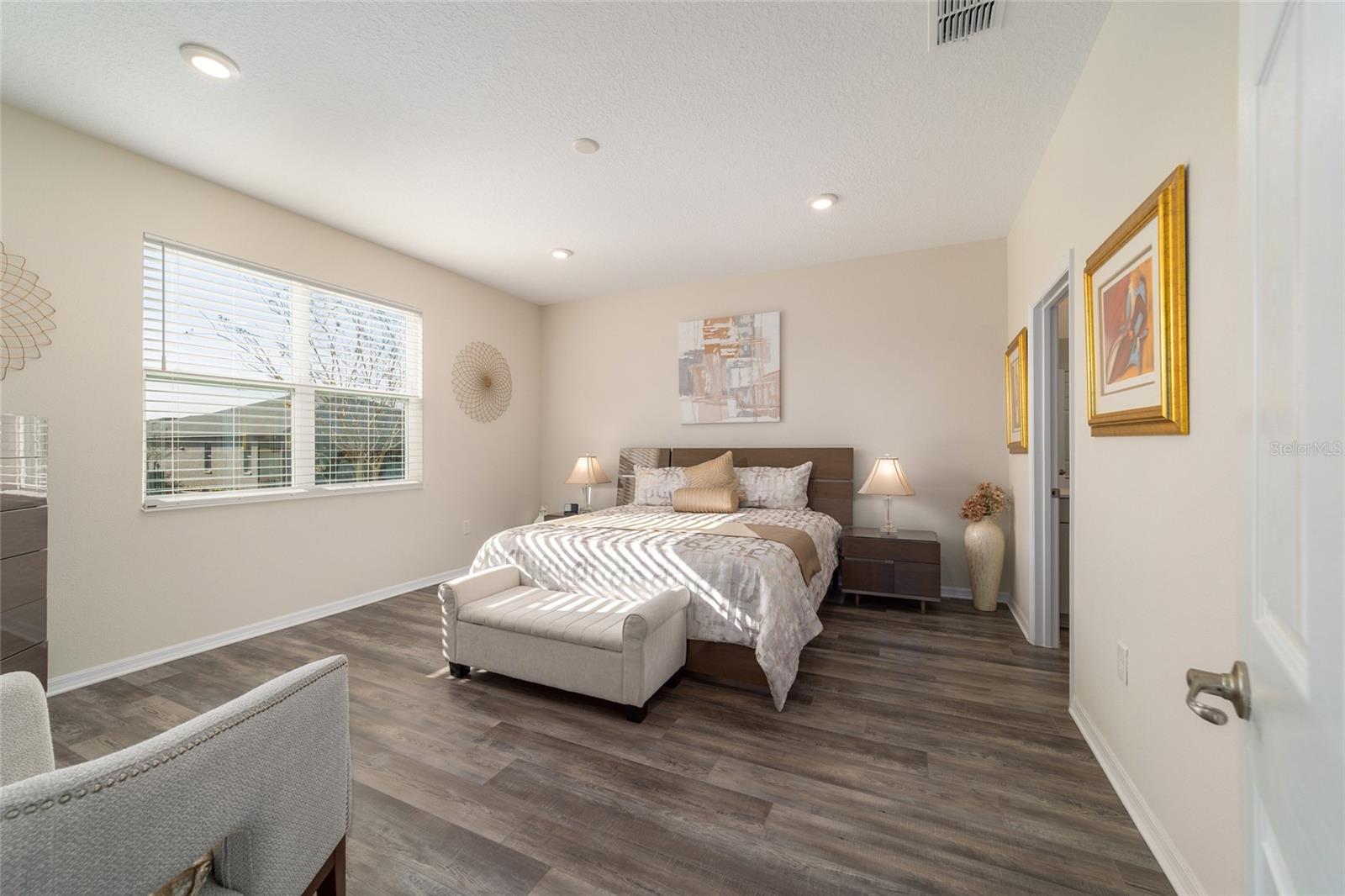 Image 15 of 29 For 8958 75th Loop