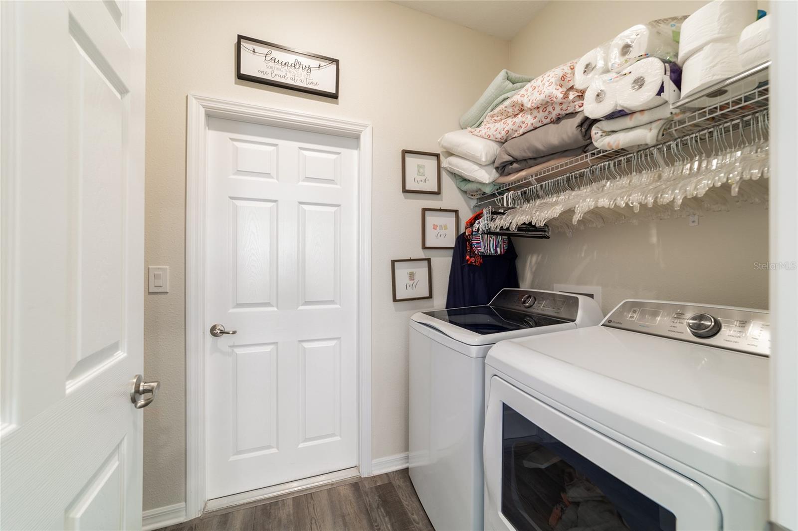 Image 23 of 29 For 8958 75th Loop