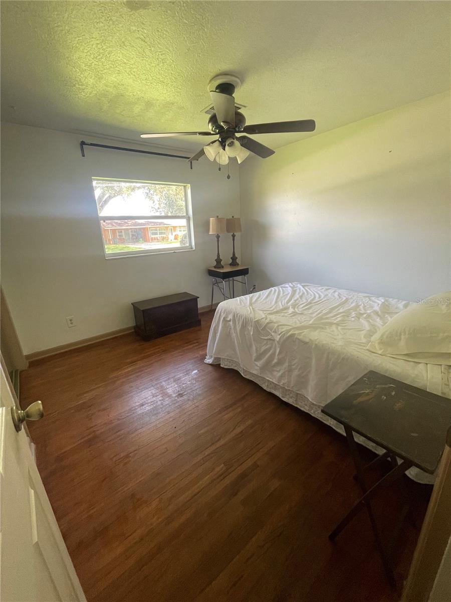 Image 9 of 15 For 4704 20th Avenue