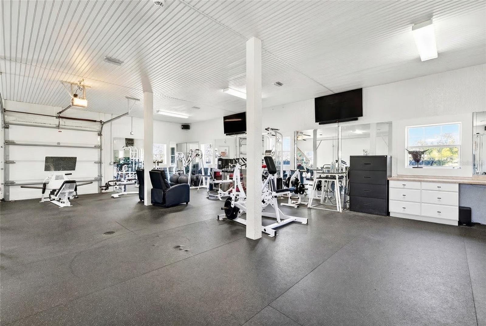 Image 49 of 62 For 2730 101st Street