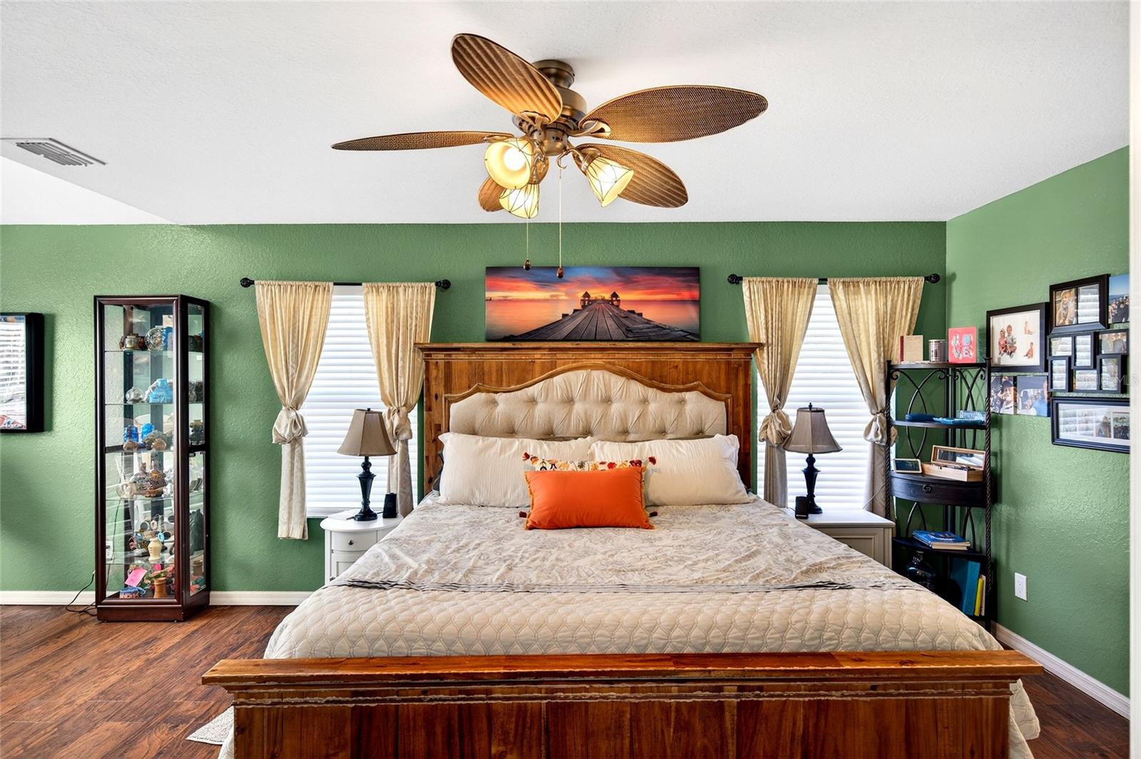 Image 19 of 45 For 13101 3rd Court