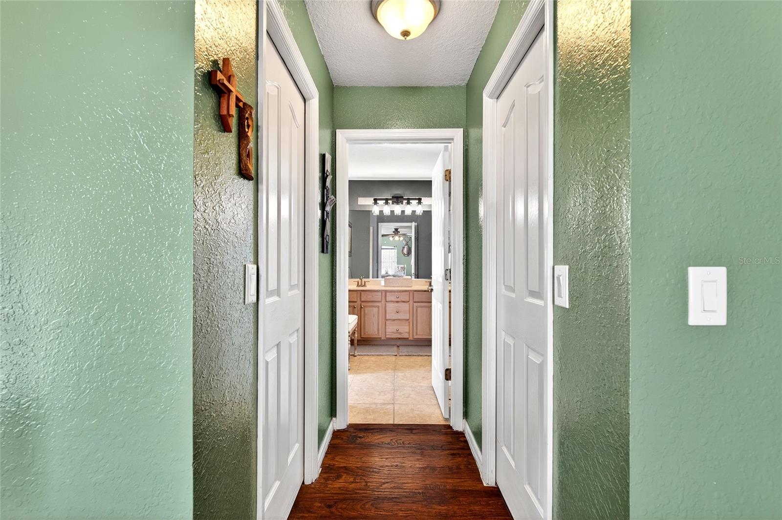 Image 22 of 45 For 13101 3rd Court