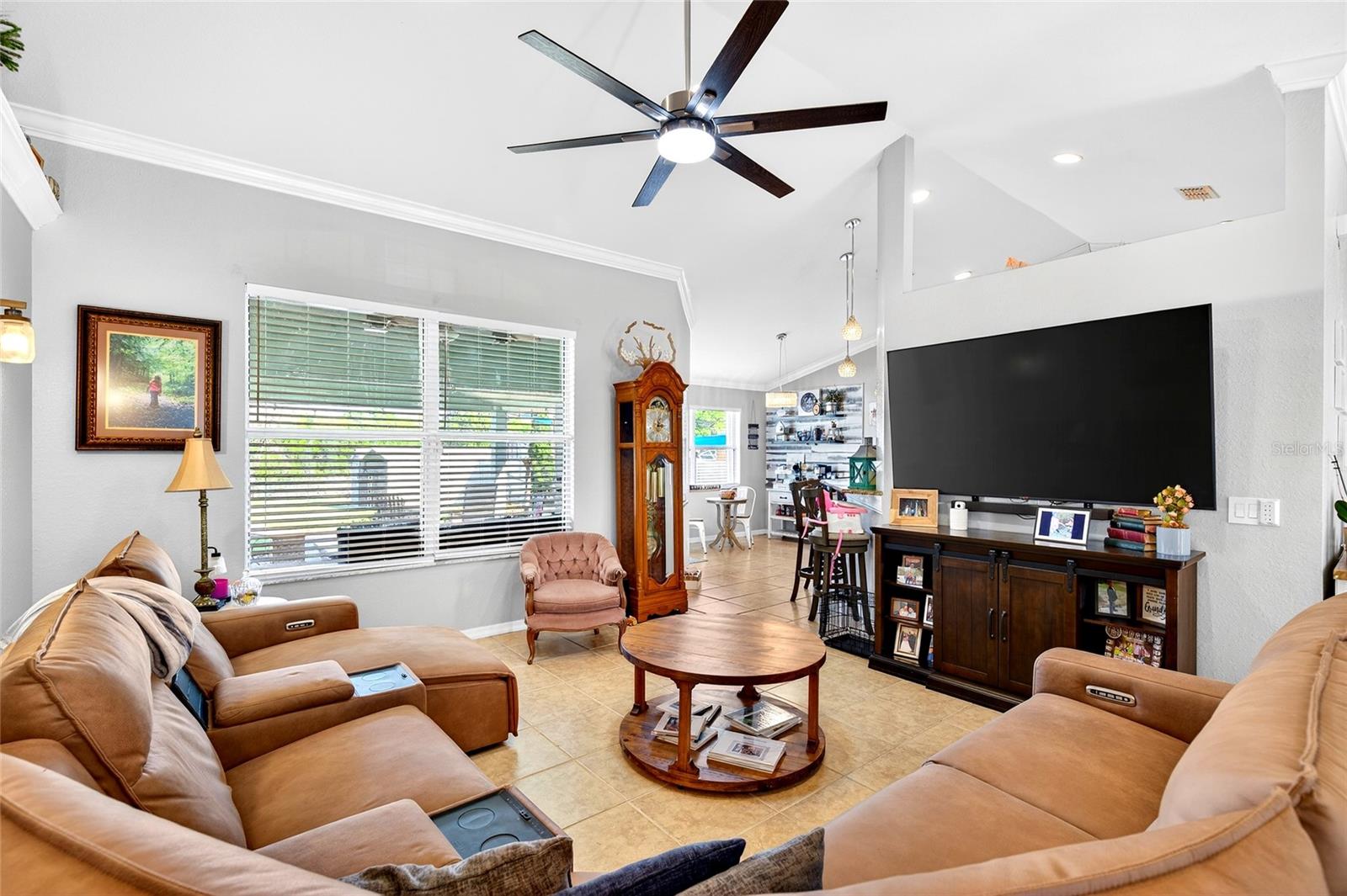 Image 6 of 45 For 13101 3rd Court