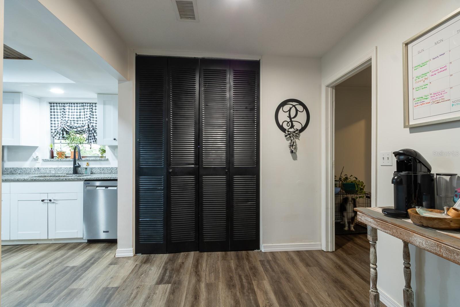 Image 11 of 21 For 14215 142nd Place