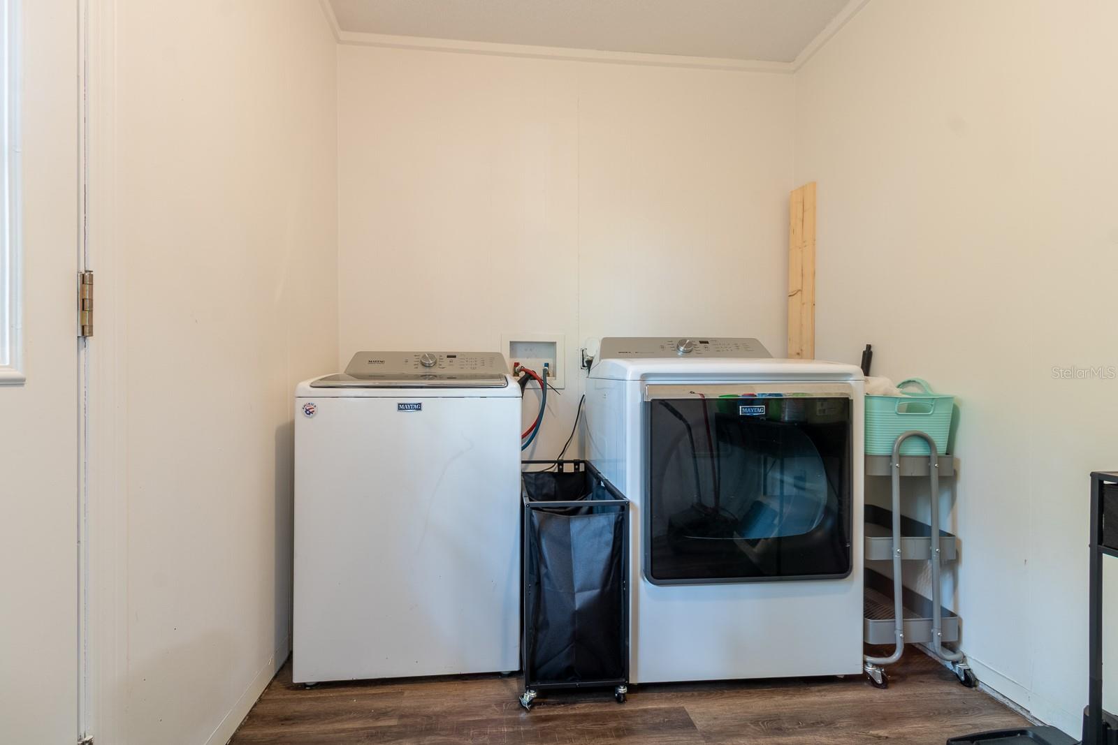 Image 12 of 21 For 14215 142nd Place