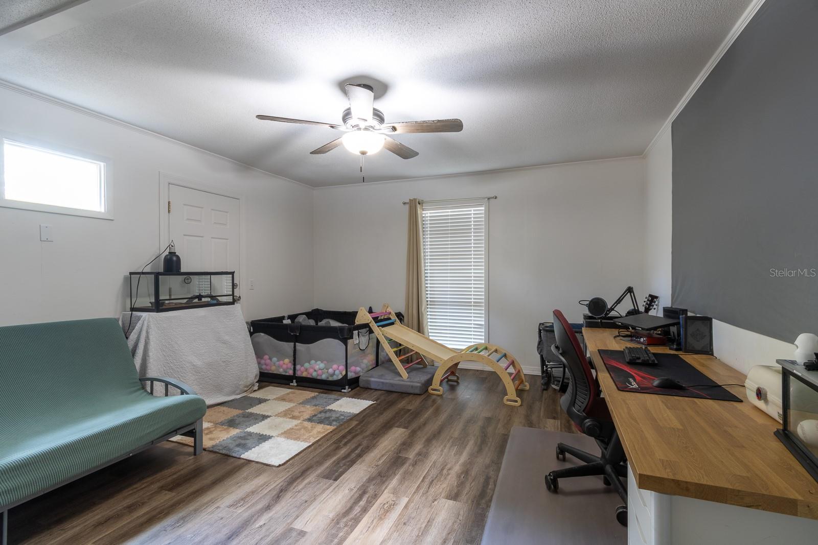 Image 13 of 21 For 14215 142nd Place