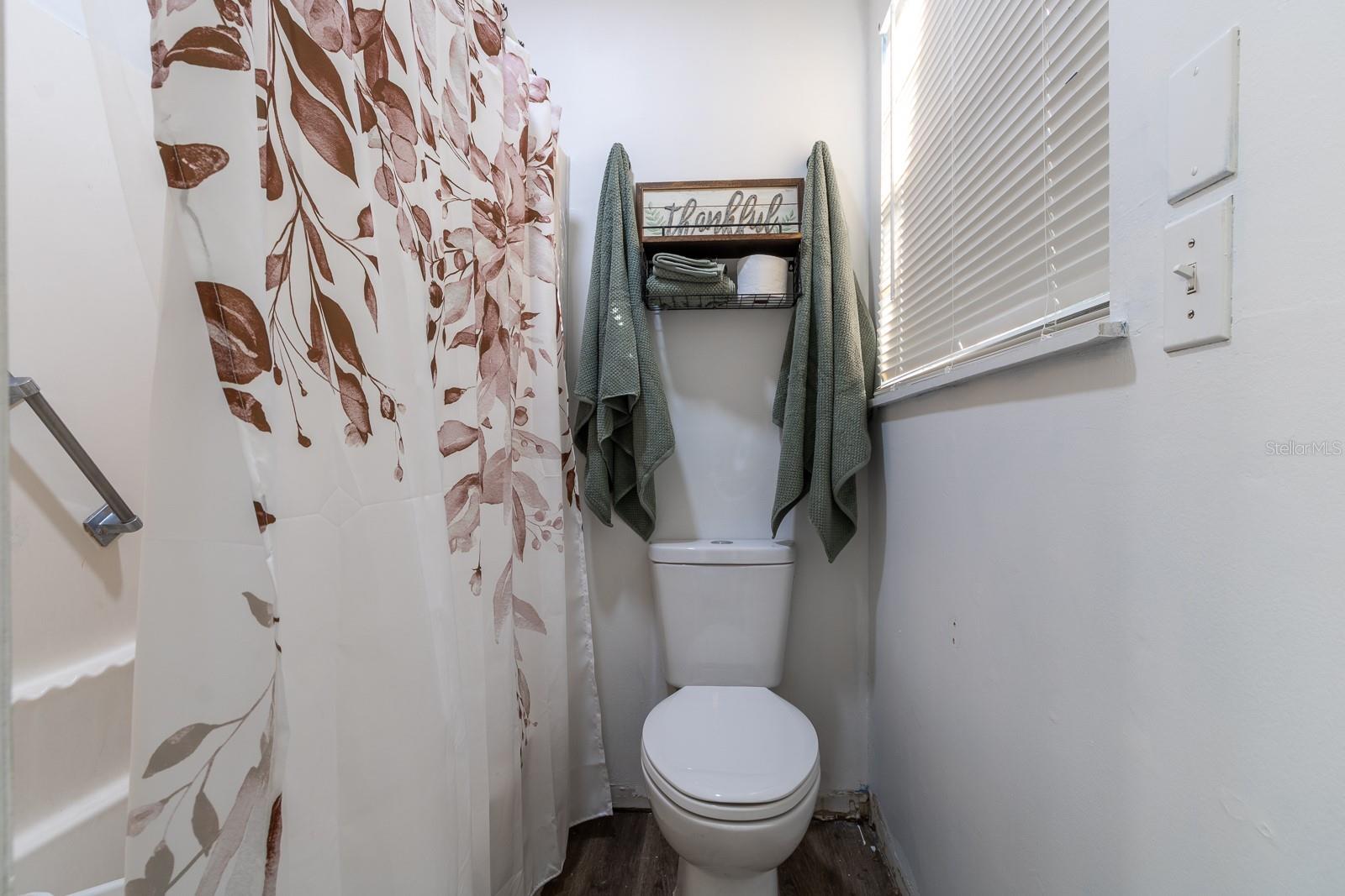 Image 15 of 21 For 14215 142nd Place