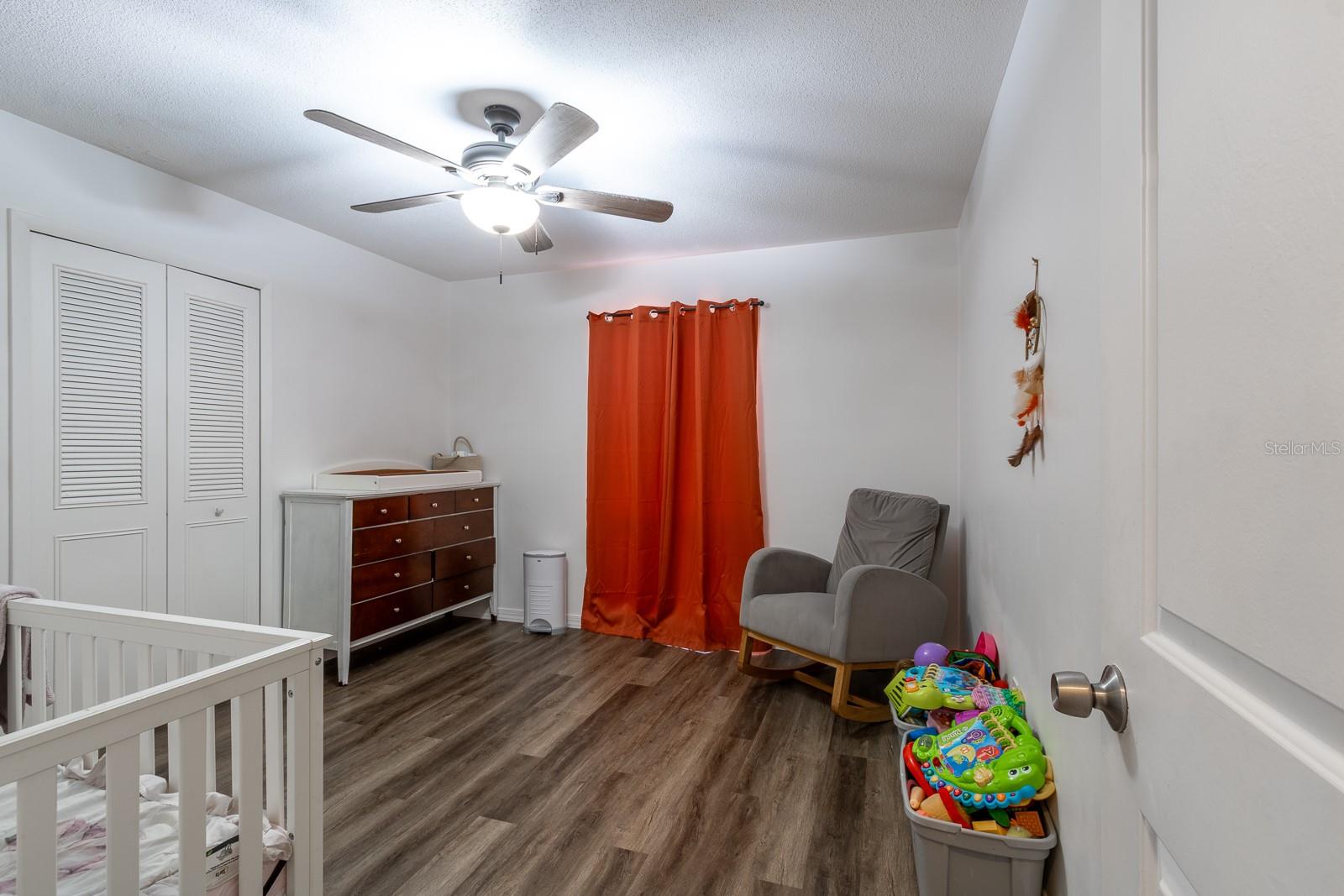 Image 16 of 21 For 14215 142nd Place