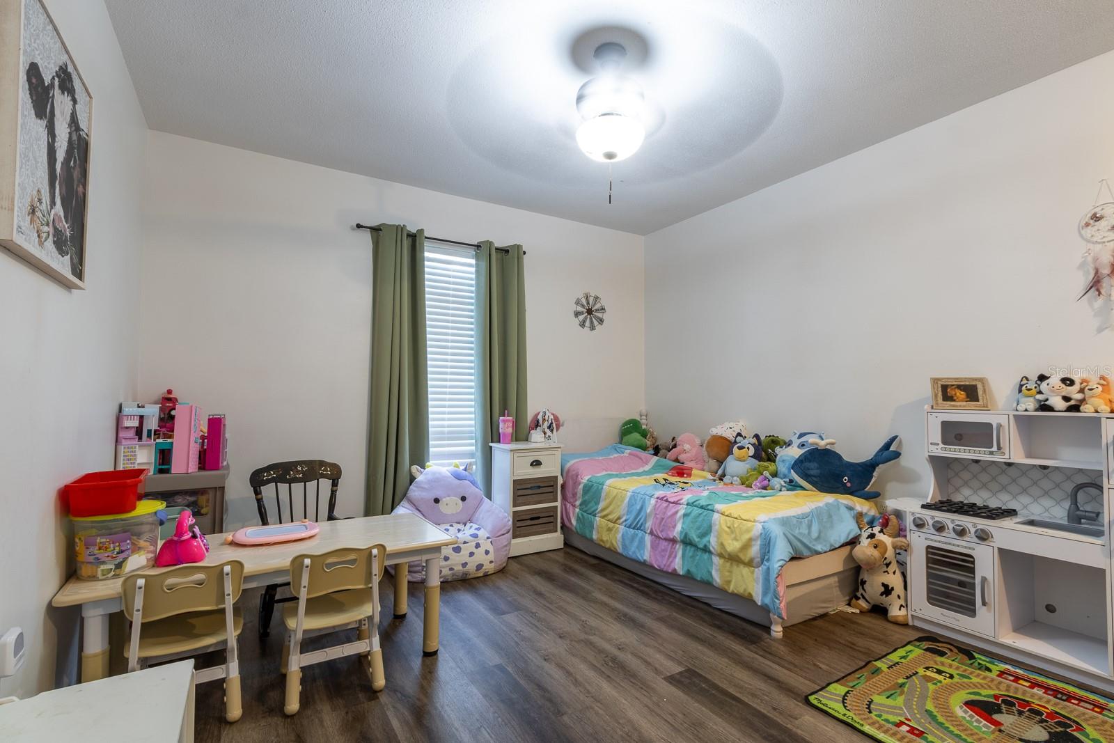 Image 20 of 21 For 14215 142nd Place