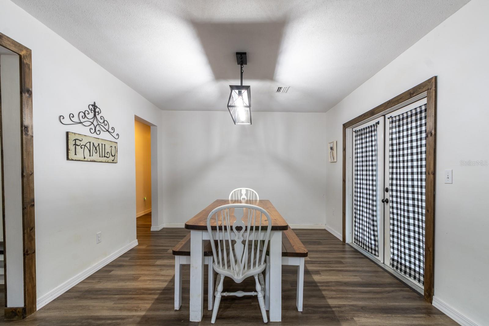 Image 7 of 21 For 14215 142nd Place