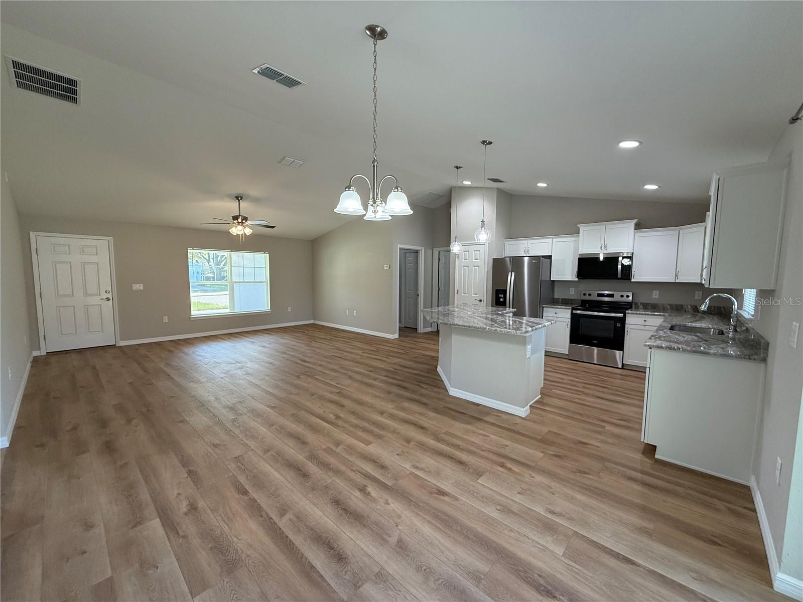 Image 5 of 28 For 10426 133rd Avenue