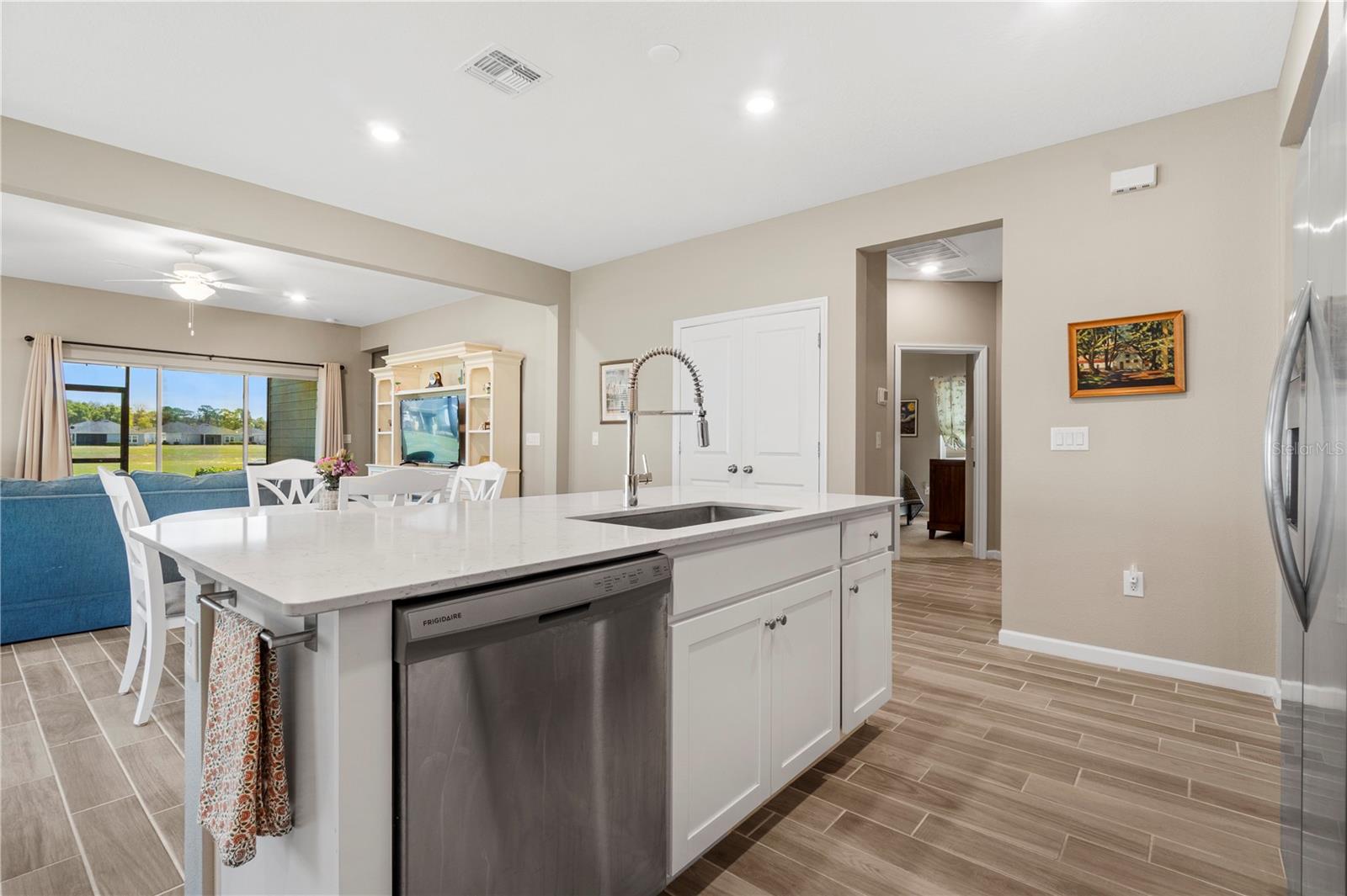 Image 11 of 47 For 7381 78th Terrace