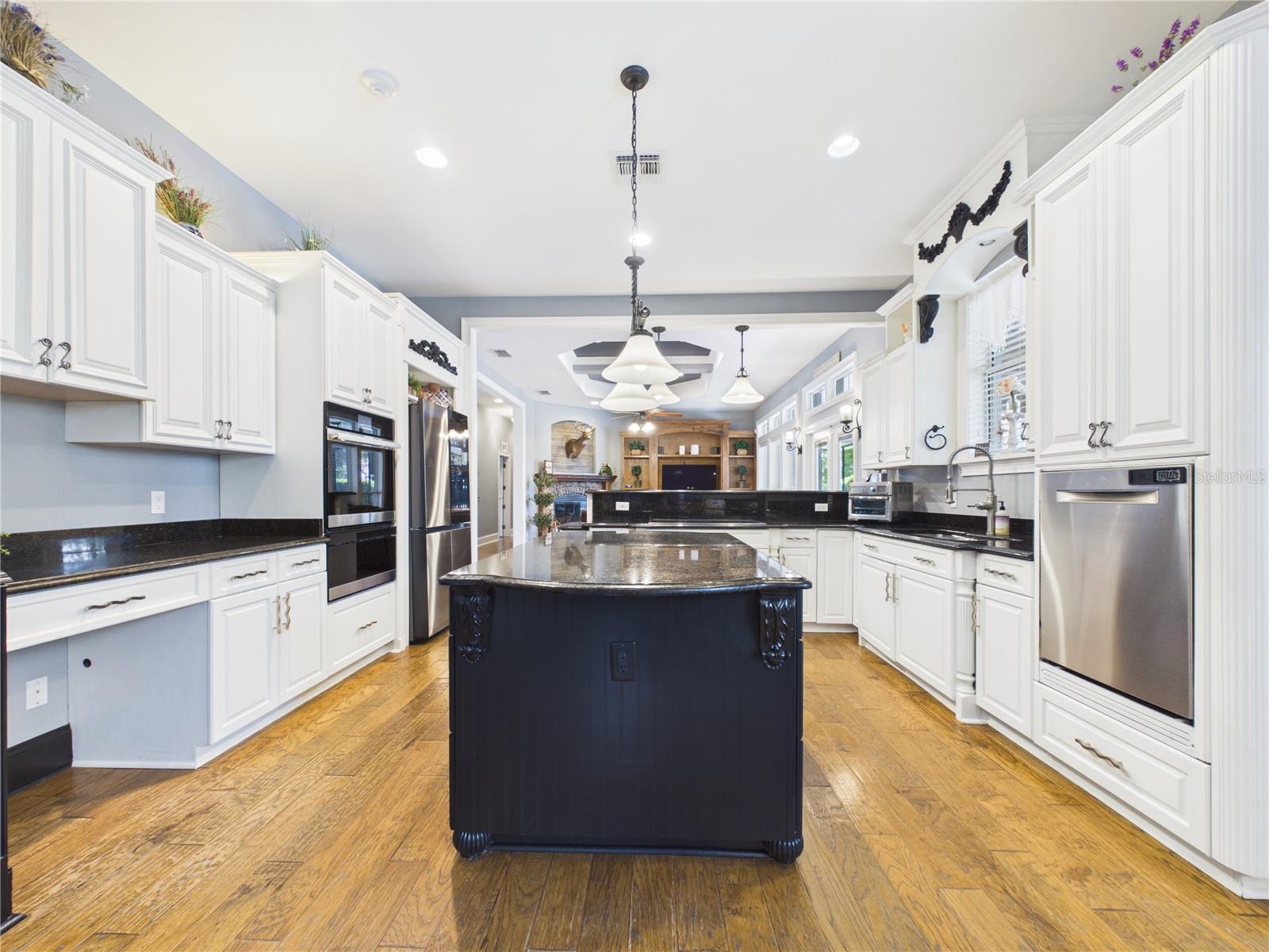 Image 13 of 48 For 2215 80th Street