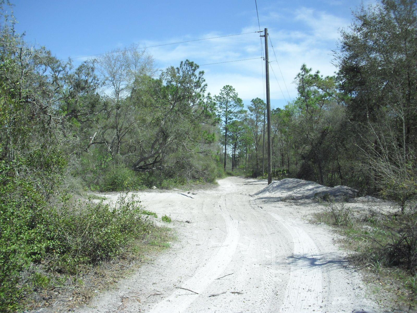 Image 14 of 17 For Tract 418 158th Lane