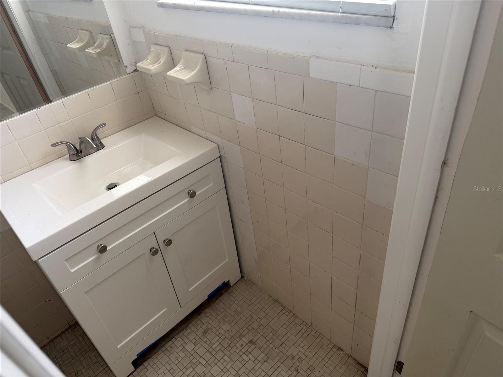 Image 3 of 10 For 2105 38th Court