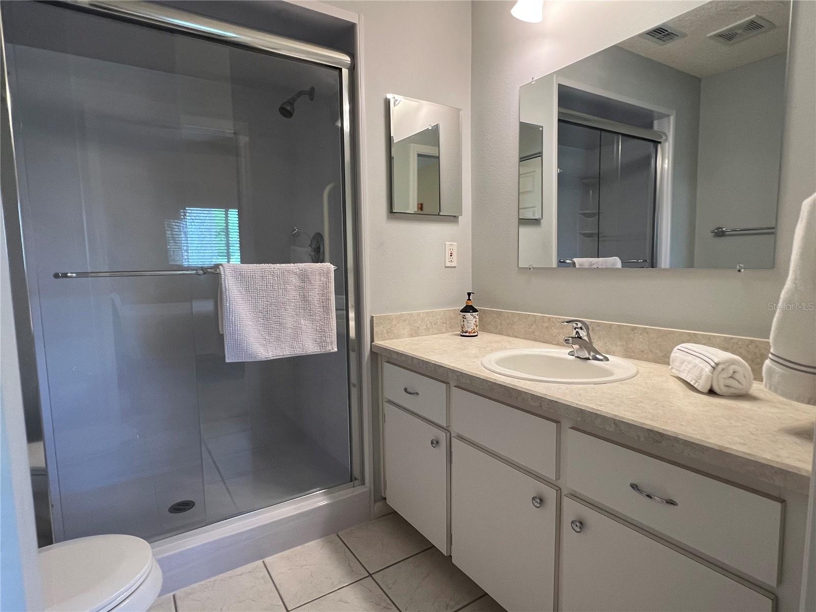 Image 19 of 28 For 1918 50th Circle